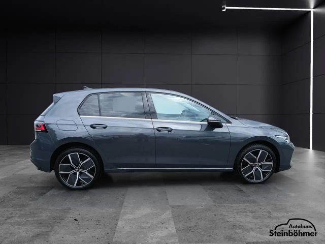 Volkswagen Golf IQ.Drive Style eHybrid