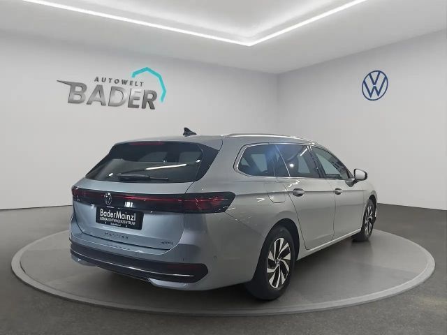 Volkswagen Passat 1.5 eTSI Business Variant