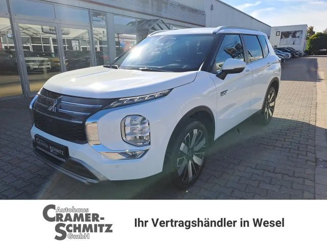Mitsubishi Outlander 4WD PHEV