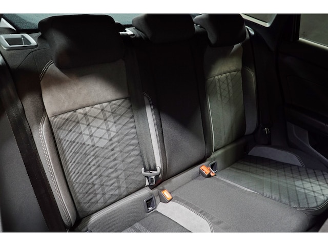 Volkswagen Taigo 1.0 TSI DSG IQ.Drive R-Line