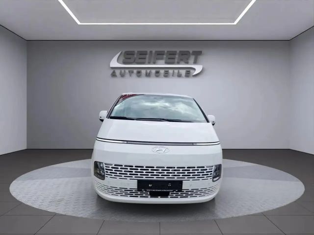 Hyundai Staria Trend