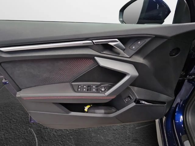 Audi A3 30 TFSI S-Line S-Tronic Sedan