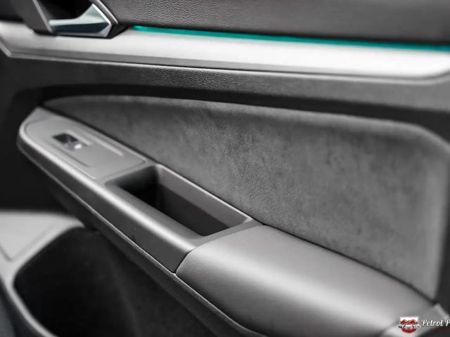 Volkswagen Golf DSG Life Variant