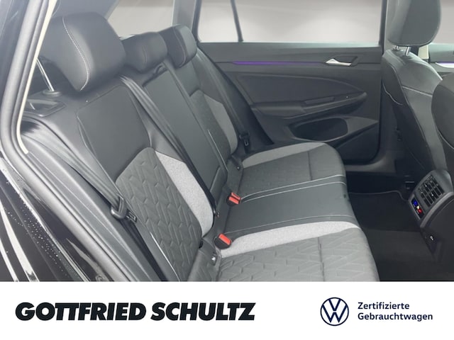 Volkswagen Golf 1.5 eTSI DSG Variant