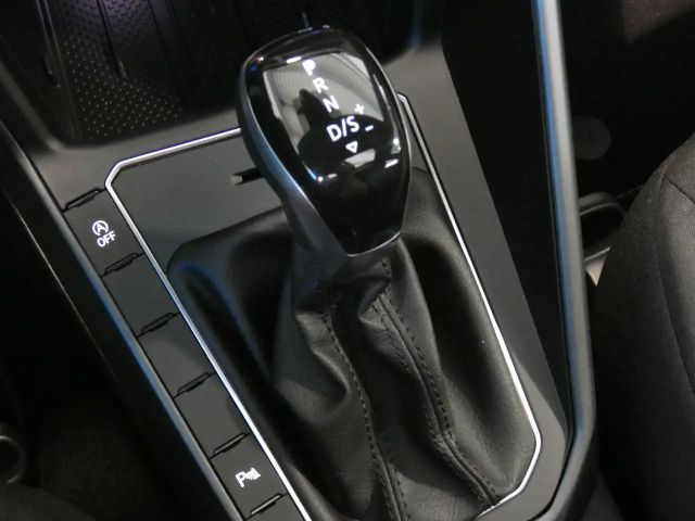 Volkswagen Taigo 1.0 TSI DSG R-Line