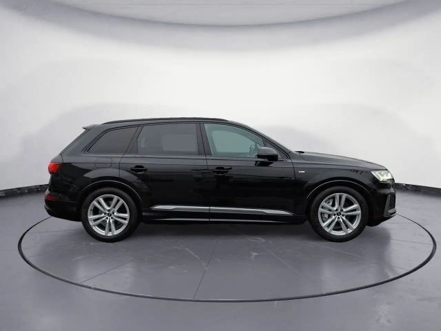 Audi Q7 55 TFSI Quattro S-Line