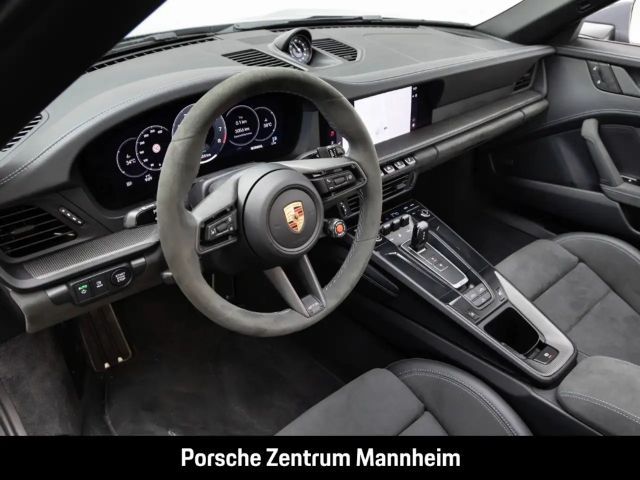 Porsche 992 4 Cabrio Carrera GTS