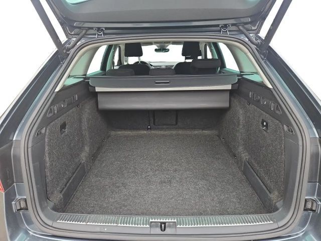 Skoda Superb 2.0 TDI Combi Style Style