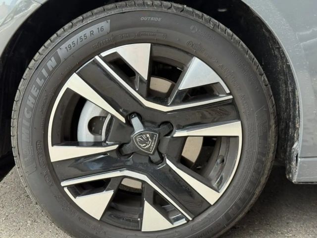 Peugeot 208 Allure Pack PureTech