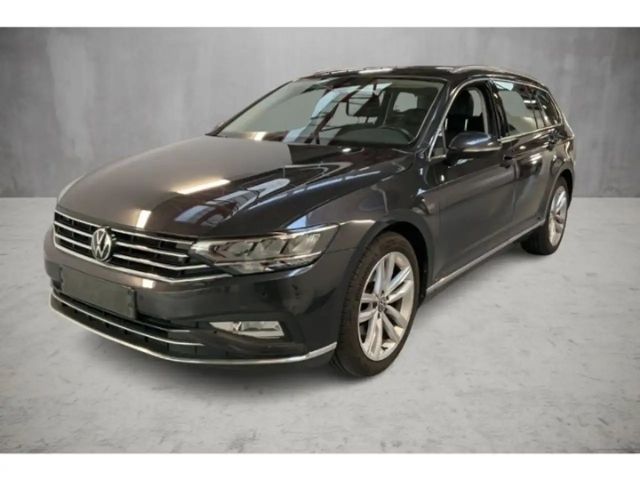 Volkswagen Passat 1.5 TSI Elegance Elegance
