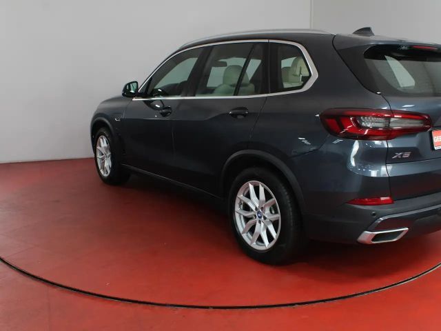 BMW X5 xDrive45e