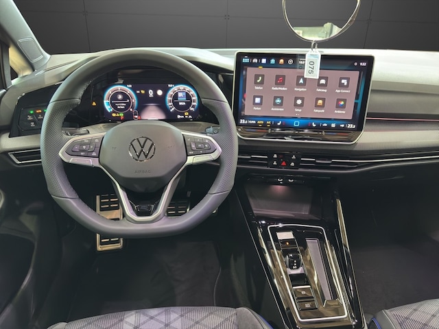 Volkswagen Golf DSG R-Line