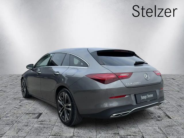 Mercedes-Benz CLA 200 CLA 200 d Shooting Brake