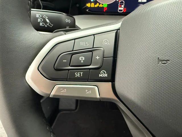 Volkswagen Golf Business DSG Variant