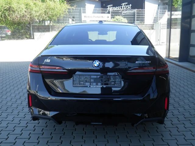 BMW i5 Sedan eDrive40