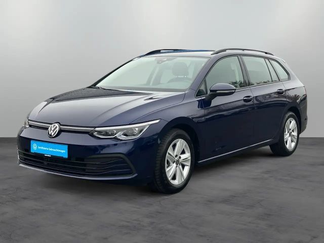 Volkswagen Golf 1.5 eTSI DSG Life Variant