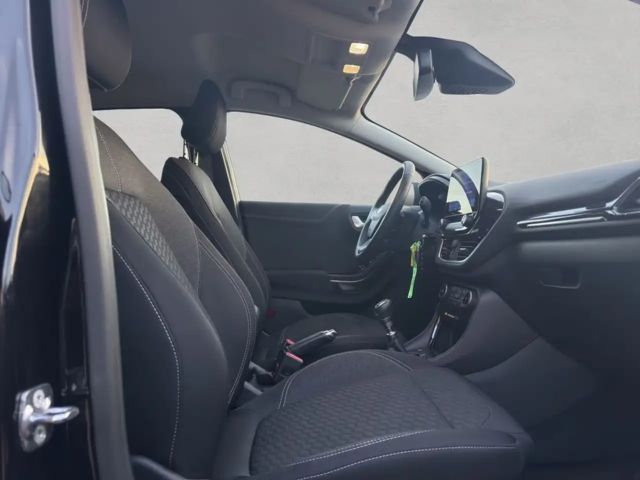 Ford Puma EcoBoost Titanium