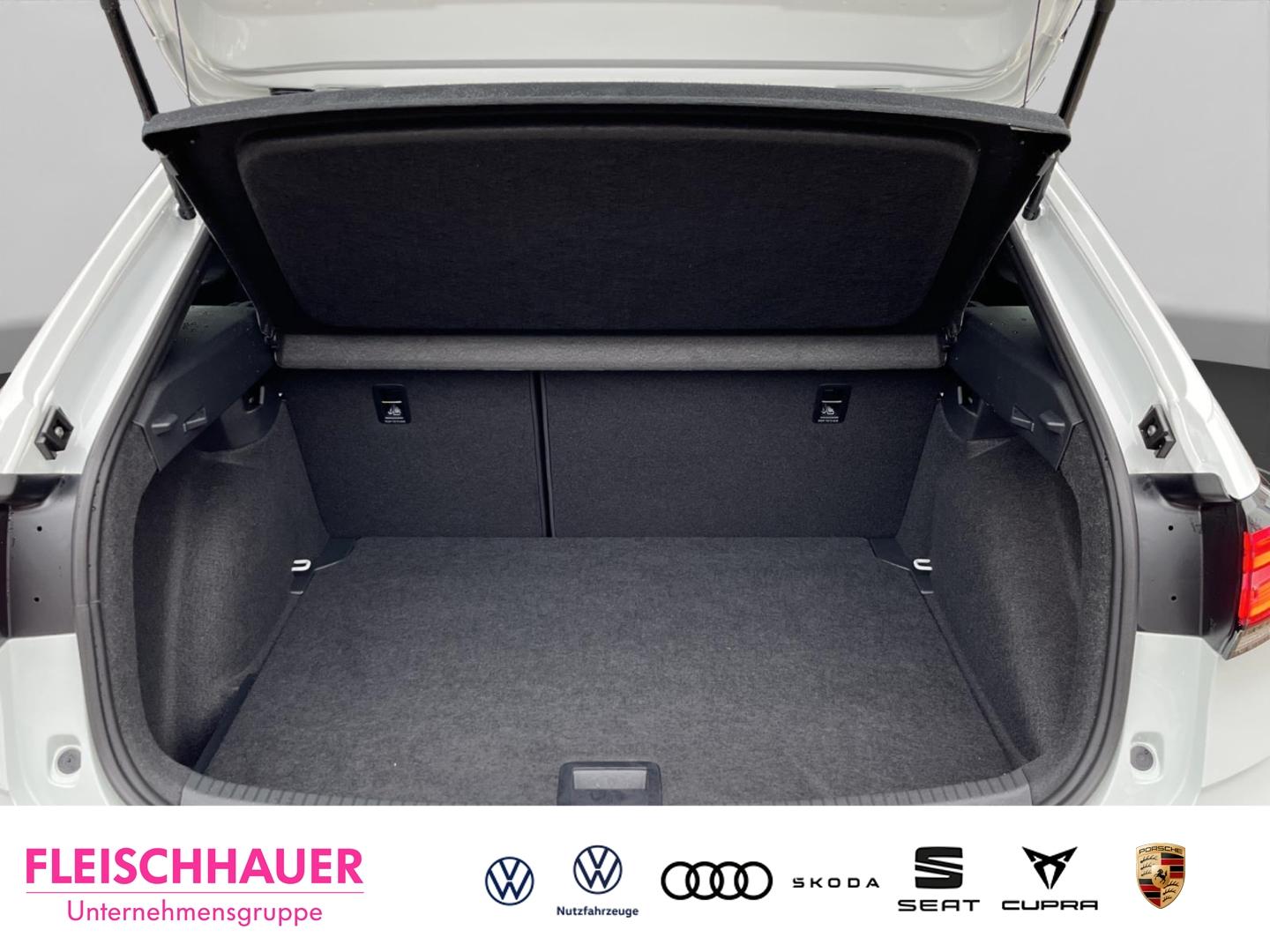 Volkswagen Taigo 1.0 TSI R-Line Style