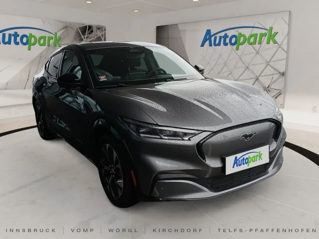 Ford Mustang Mach-E AWD