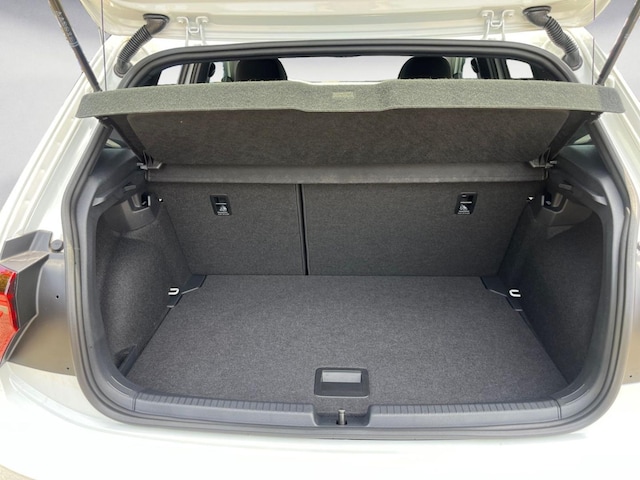 Volkswagen Polo 1.0 TSI DSG R-Line