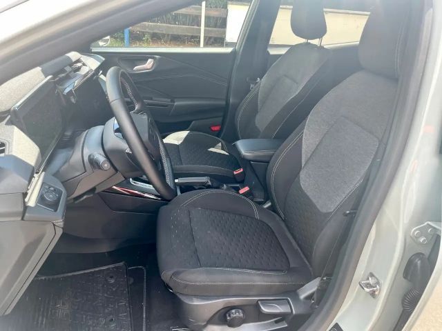 Ford Puma EcoBoost Titanium