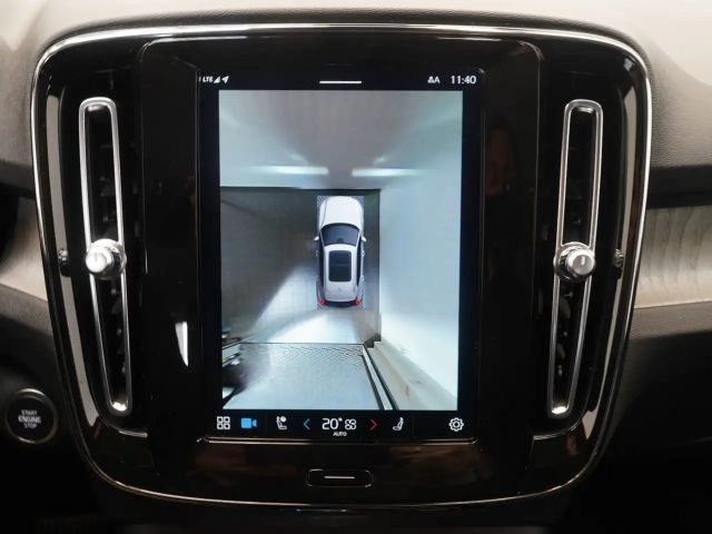 Volvo XC40 Dark Plus