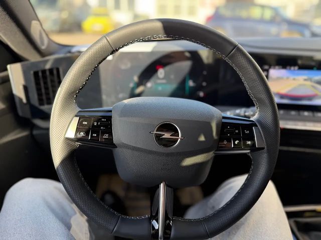 Opel Astra GS-Line Grand Sport Turbo