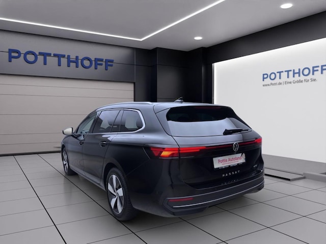 Volkswagen Passat 1.5 eTSI Business DSG Variant