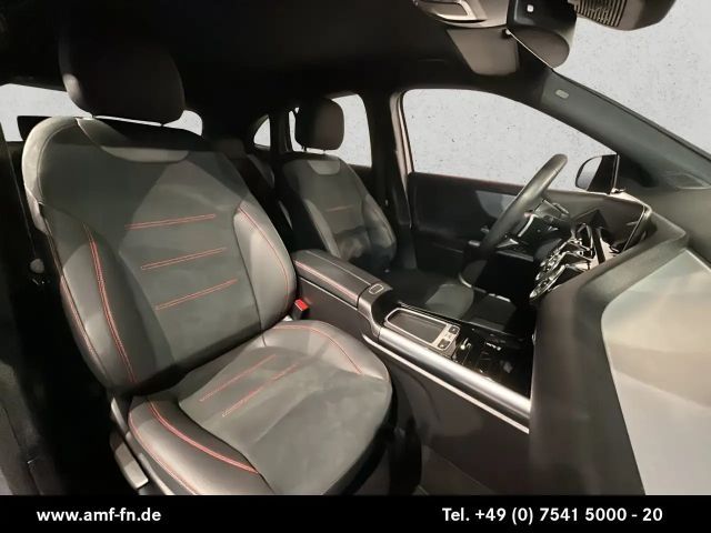 Mercedes-Benz GLA 200 AMG Line