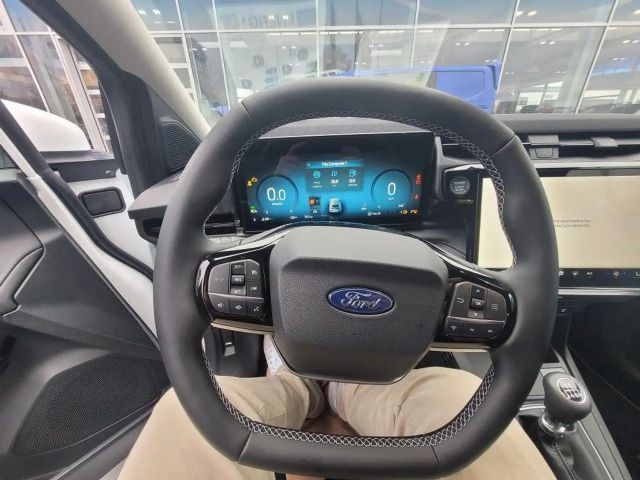 Ford Puma EcoBoost Titanium