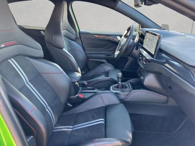 Ford Focus EcoBoost ST Line