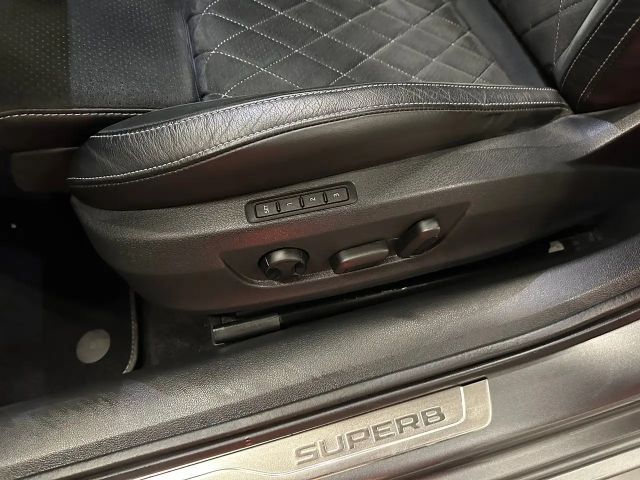 Skoda Superb 4x4 Combi Sportline