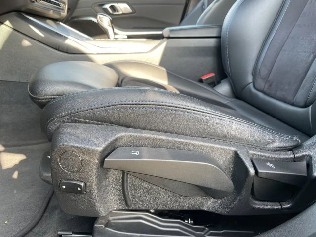 BMW 330 330e M-Sport Touring