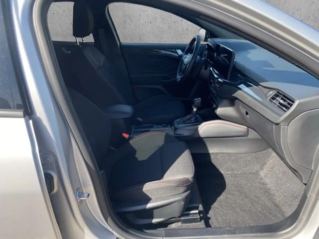 Ford Focus EcoBoost ST Line