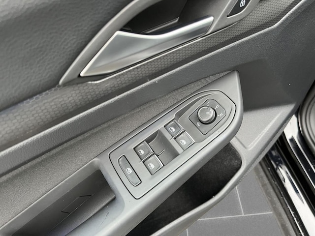 Volkswagen Golf 2.0 TSI Business GTI Golf VIII