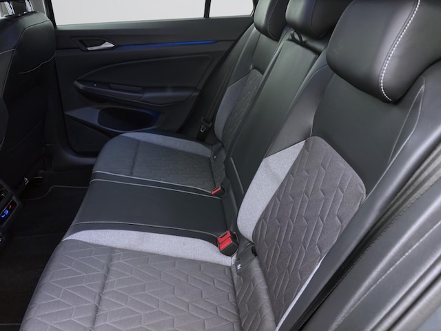 Volkswagen Golf 2.0 TDI DSG IQ.Drive Variant