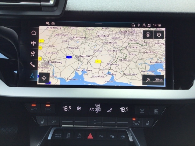 Audi A3 35 TDI S-Line S-Tronic Sedan