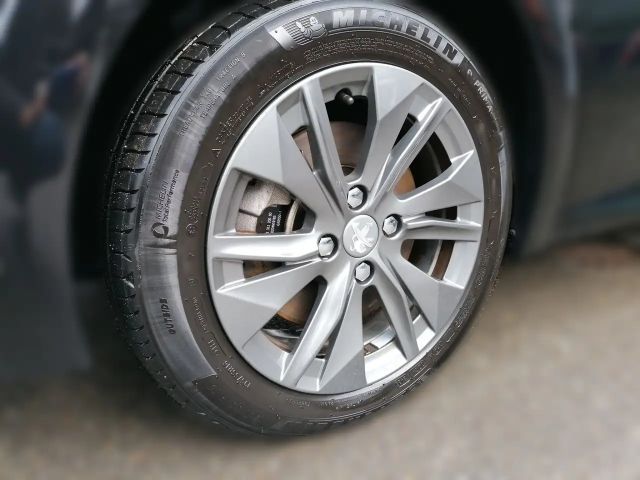 Peugeot E-208 Allure Pack