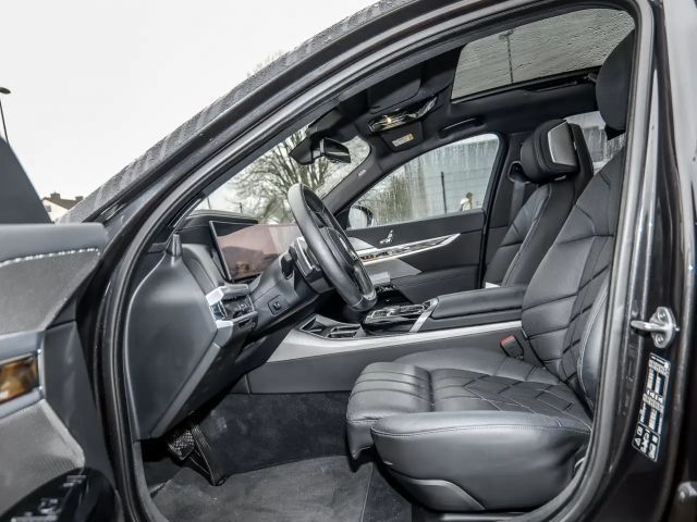 BMW 740 740d Sedan xDrive