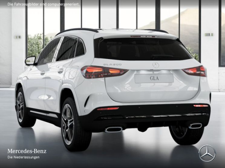 Mercedes-Benz GLA 200 AMG Line