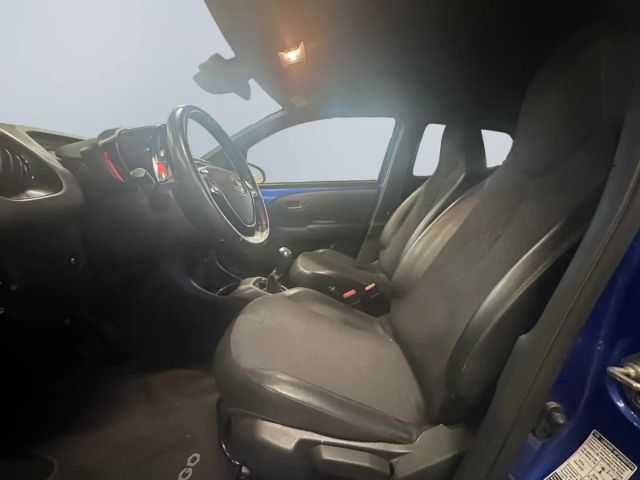 Toyota Aygo Hatchback X-final