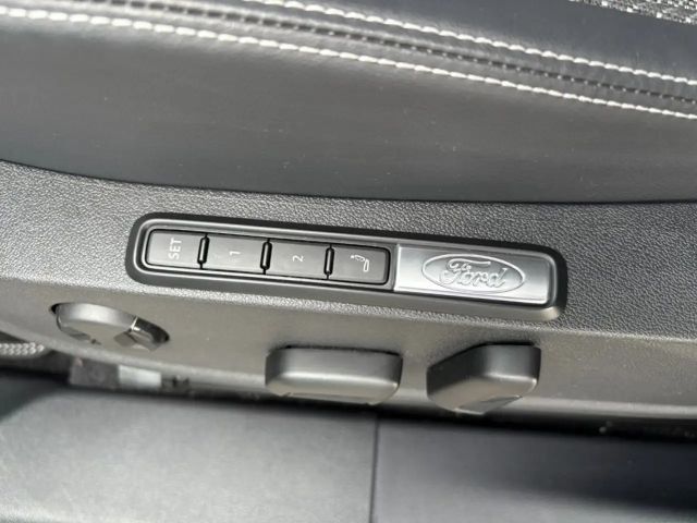 Ford Explorer Extended range