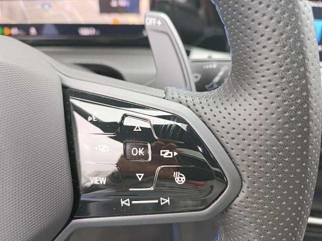 Volkswagen Golf 2.0 TSI DSG Golf VIII IQ.Drive