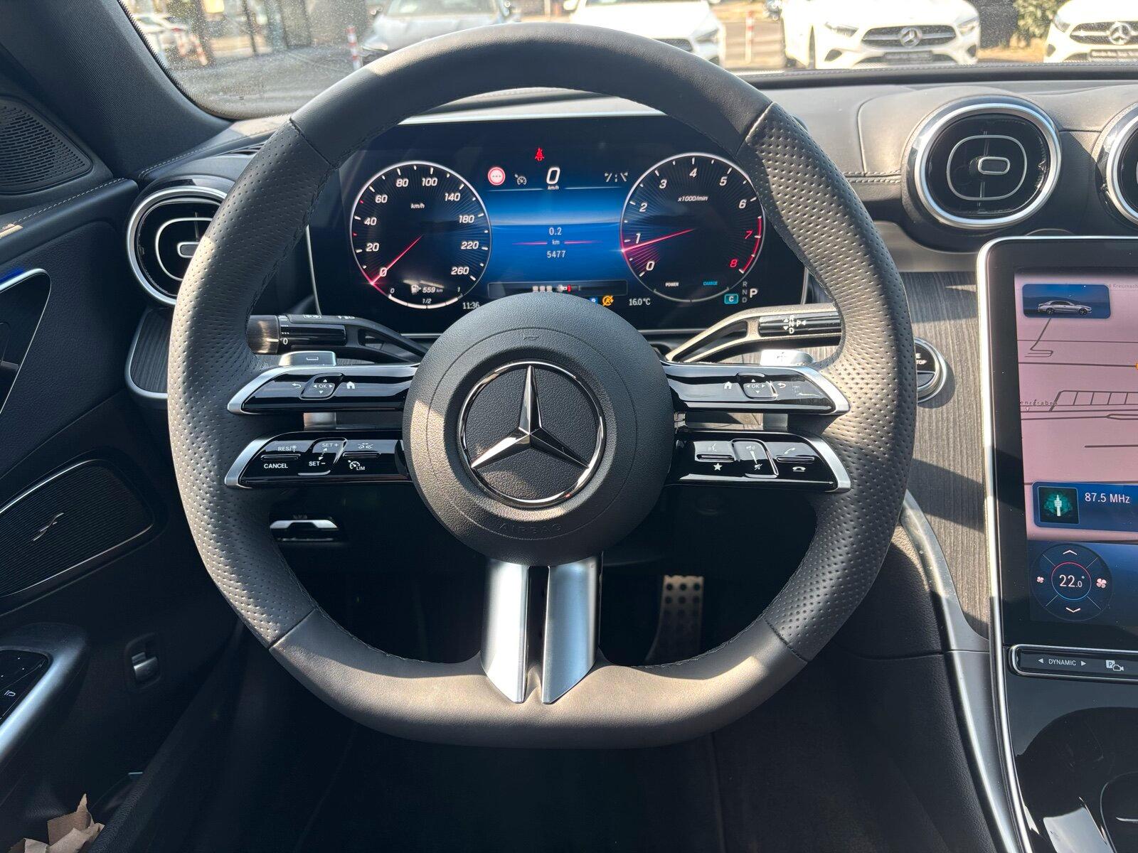 Mercedes-Benz C 200 AMG Line Sedan