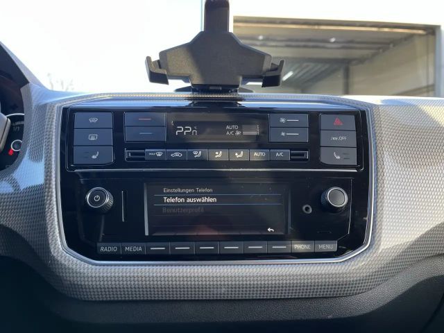 Volkswagen e-up! Style