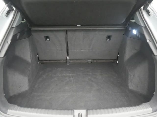 Audi Q4 e-tron ACC NAVI KAM PDC LED