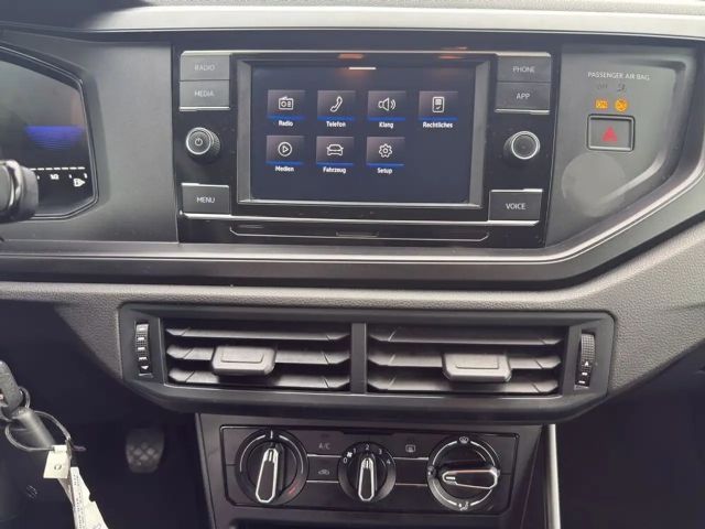 Volkswagen Polo Basis