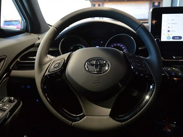 Toyota C-HR Active Hybride