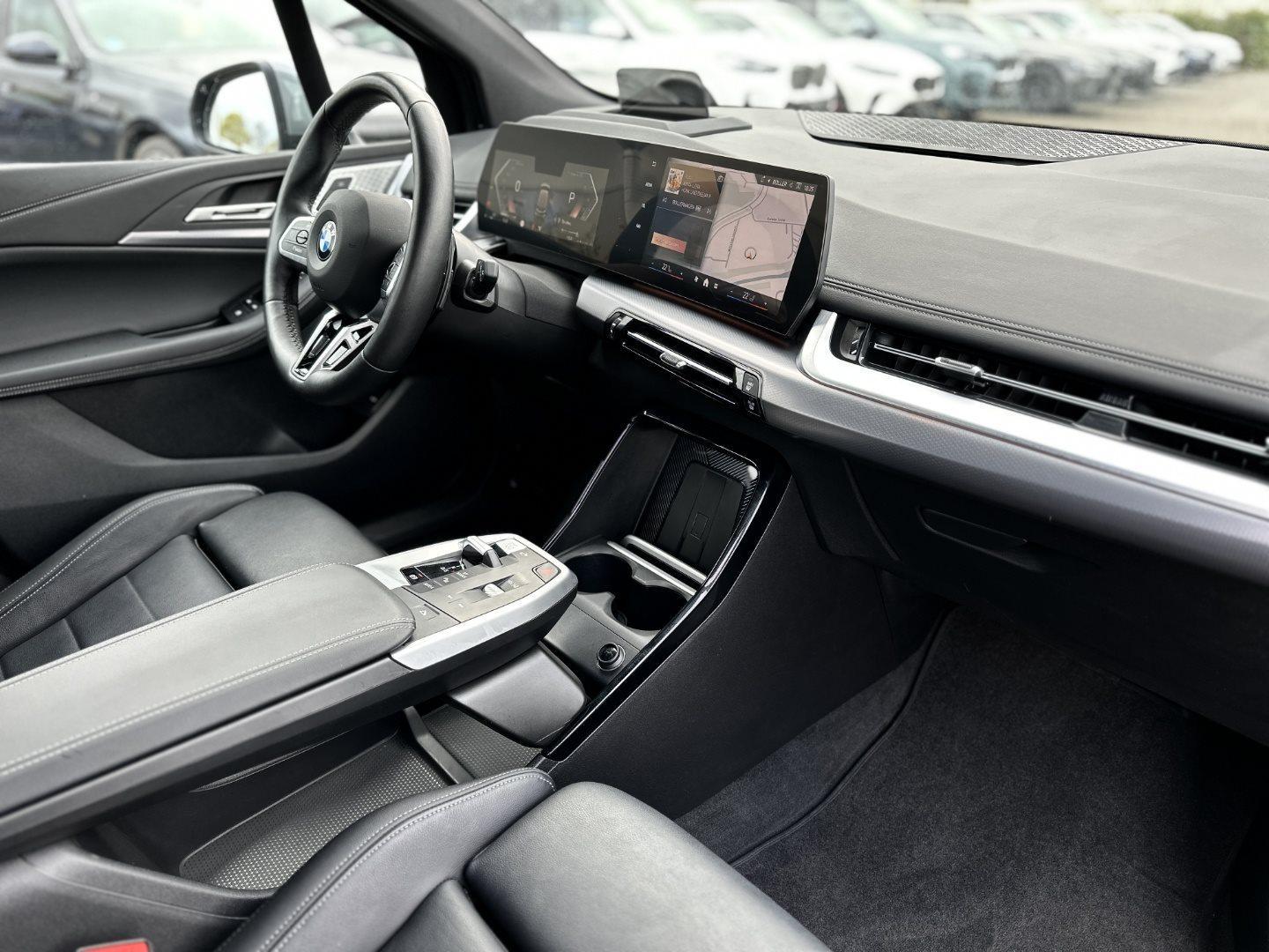 BMW 220 220i Active Tourer