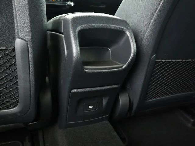 Mercedes-Benz A 180 Progressive